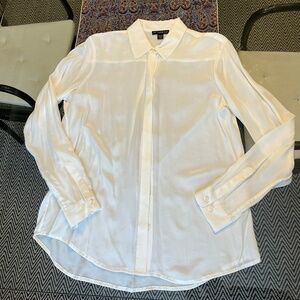 En Thread (S) 100% silk blouse, ivory, never worn.